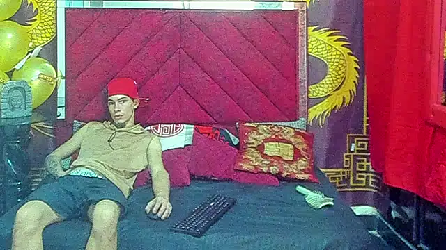 Show de Pride_couple na webcam