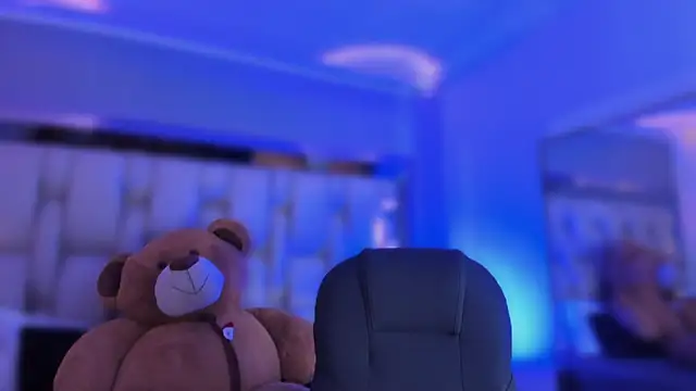 revenmiller_'s Live XXX Chat