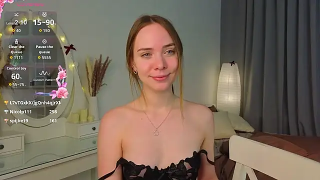 CarollSmithh élő XXX-chatje