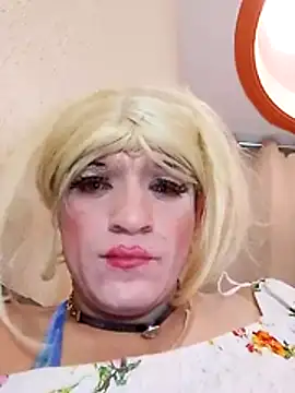 transreyna's Webcam Show