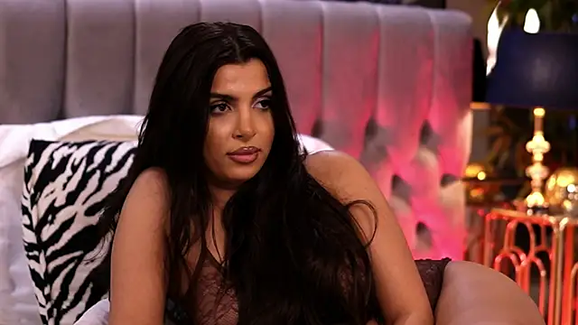 NicoleCellini's Webcam Show