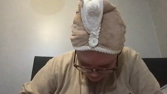 honeyyy24 live XXX chat