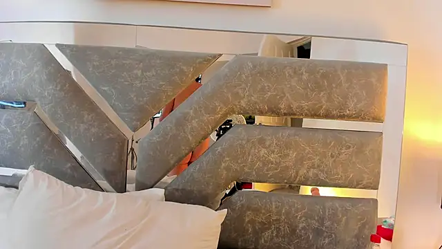 Slut_Milf_'s Live XXX Chat