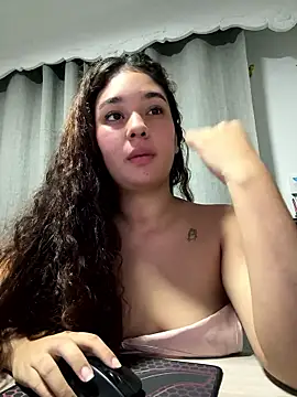 lana_rousse01 现场XXX聊天