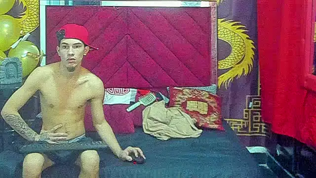 Pride_couple 在線直播表演