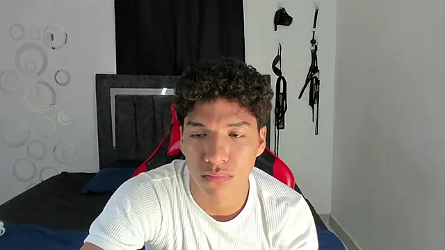 Maximiliano_Khalil 现场XXX聊天