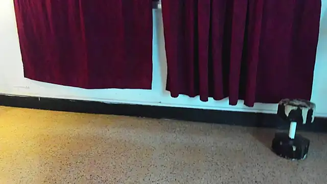 ESTEBAN_2102 – Live XXX-chat