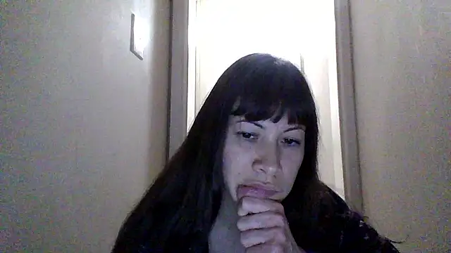 petitedoll29 élő XXX-chatje