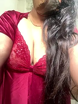 ThickkDesiDoLL's Live XXX Chat