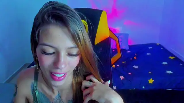 barbiee_05's Live XXX Chat