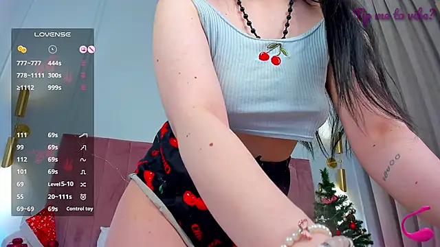 Mayzzie Chat XXX live