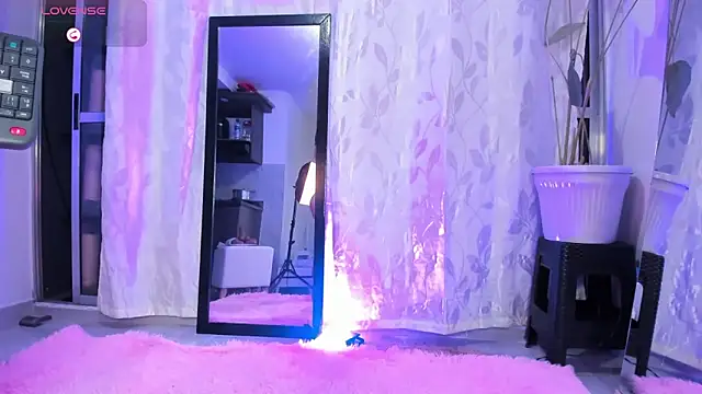 Noami_Rose's Live XXX Chat