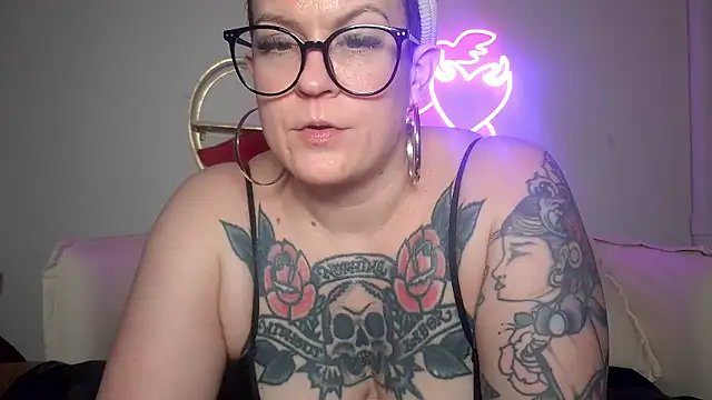 quinnmariexo Show in webcam