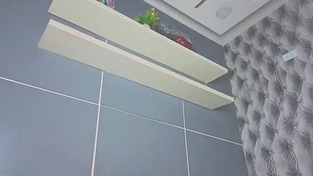 Czat XXX na żywo – Hilary-banks