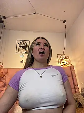 XXX chat uživo modela antonella87