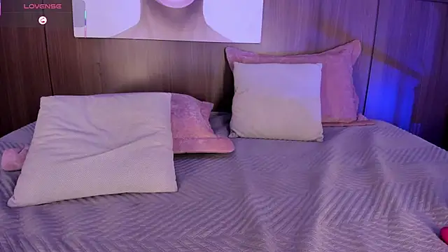 AgattaDuque Adlı Modelin Canlı XXX Sohbeti