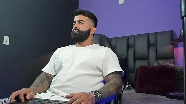 Lyon_vach's Live XXX Chat