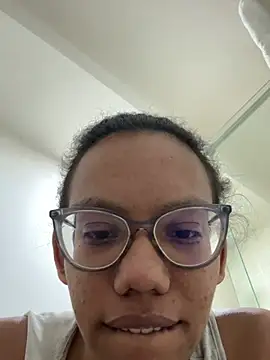 Curly_lilyのライブXXXチャット