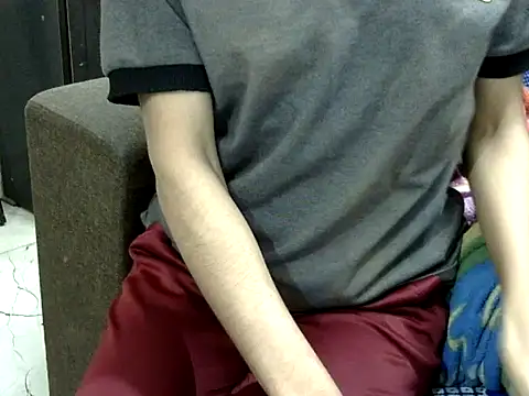 Your-muskan's Live XXX Chat