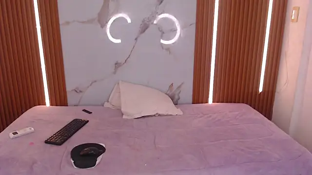 shena_nomy1 Adlı Modelin Canlı XXX Sohbeti