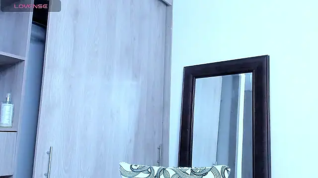 KingLevi01's Live XXX Chat