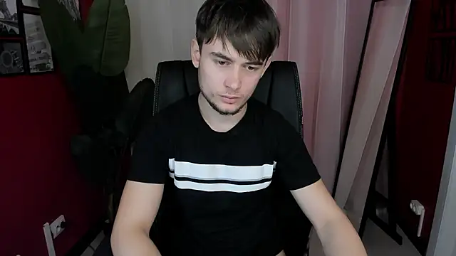 AlejandroEllias' Live XXX Chat