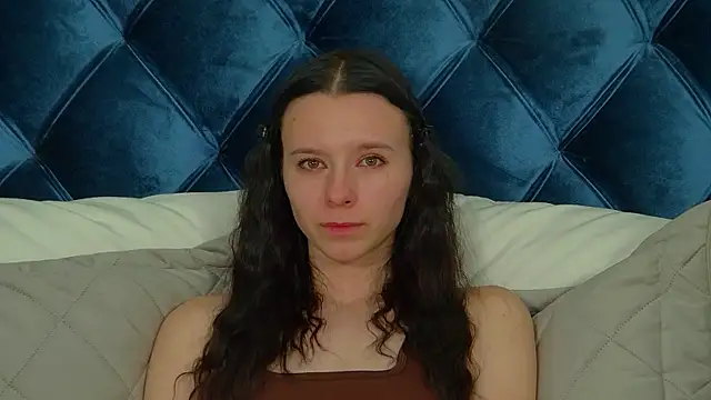 ArinaKubrick Adlı Modelin Canlı XXX Sohbeti