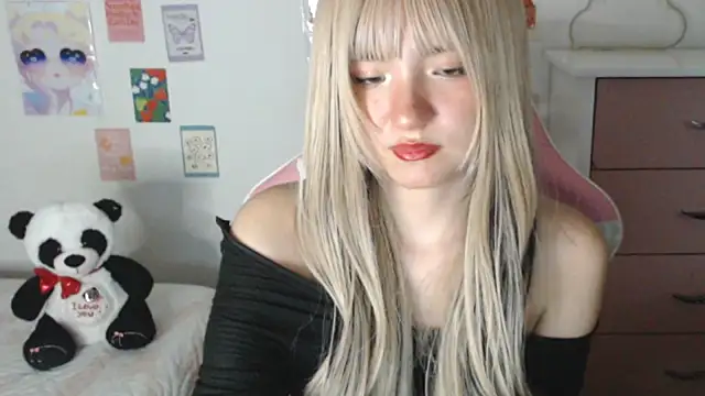 Sweet_Sky1 Adlı Modelin Canlı XXX Sohbeti