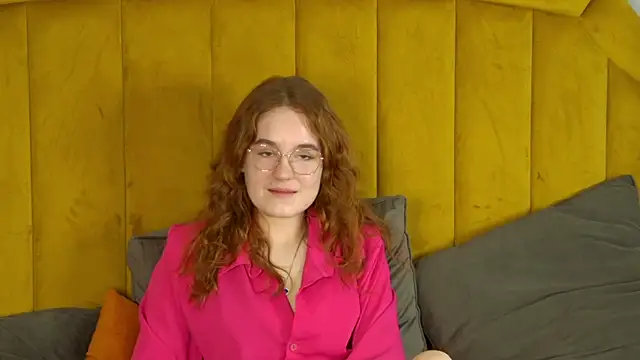 AmyRoy Adlı Modelin Canlı XXX Sohbeti