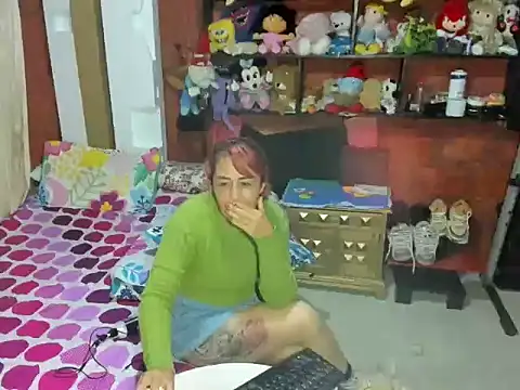 lunasexy25 Adlı Modelin Web Kamerası Şovu