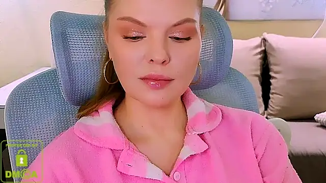 Addelin Adlı Modelin Canlı XXX Sohbeti