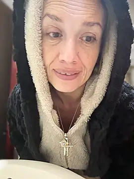 MAGDALAKOVANOVA Adlı Modelin Canlı XXX Sohbeti