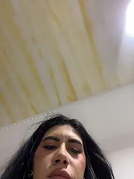 Chat +18 de clarachanelricek ao vivo