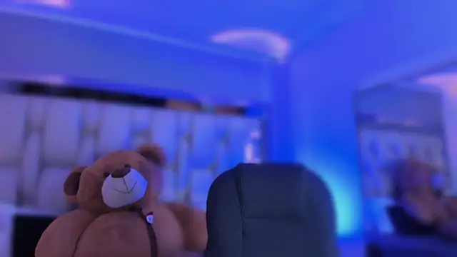 Онлайн чат XXX revenmiller_