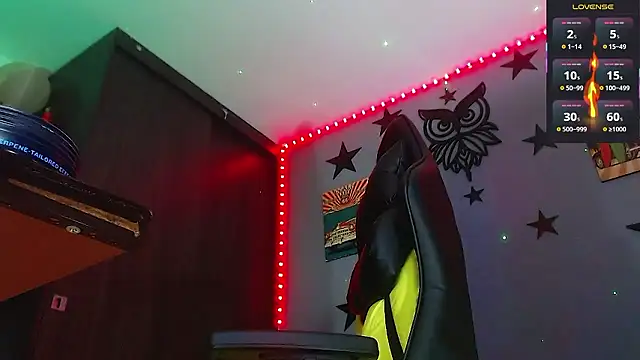 justincs' Live XXX Chat