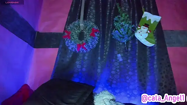 Онлайн чат XXX Cata-angel