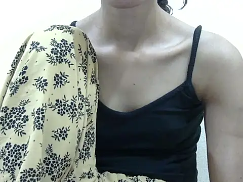 Anu_tiny: απευθείας συνομιλία ΧΧΧ