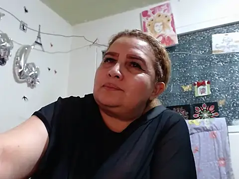 Perla1981--: онлайн-секс-чат