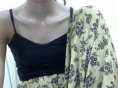 دردشة Anu_tiny الجنسية المباشرة