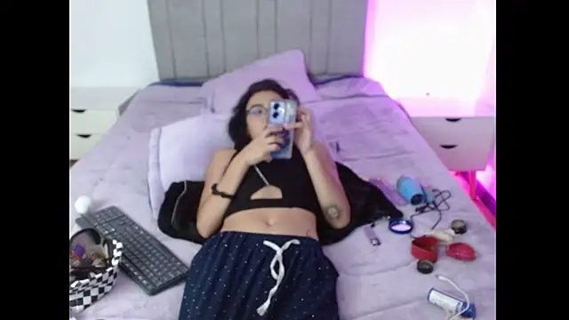 eilynro: онлайн-секс-чат