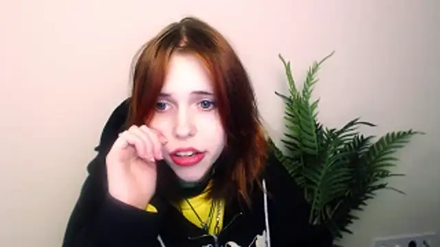 GuessMe___'s Live XXX Chat