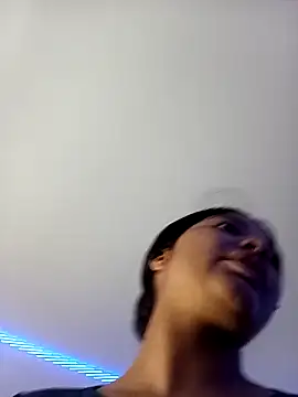 Zaira_xxx's Webcam Show