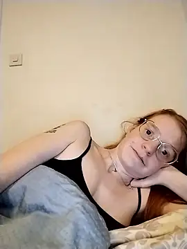 jannis1992 Adlı Modelin Canlı XXX Sohbeti