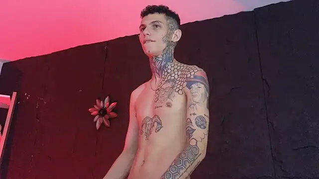 Paulo_527's Webcam Show