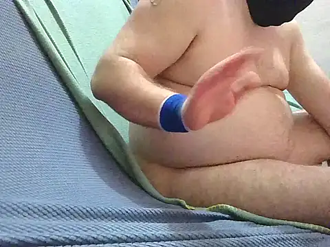 AnONiMo-900's Live XXX Chat