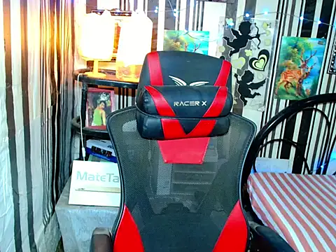 Chat XXX Live TsyummyCock4u