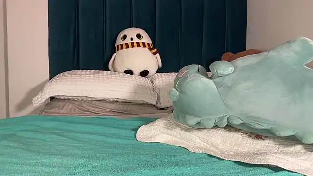 Онлайн чат XXX alice_guerin_