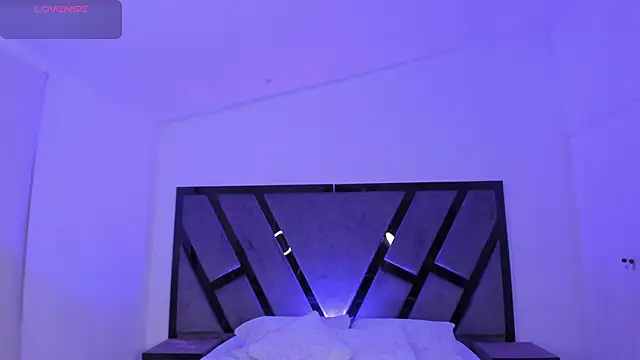 ShaniaDaniels: απευθείας συνομιλία ΧΧΧ