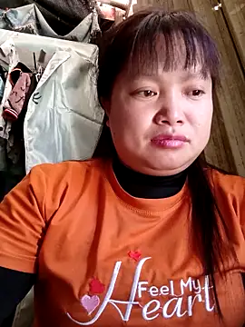 XXX chat uživo modela Ava-120