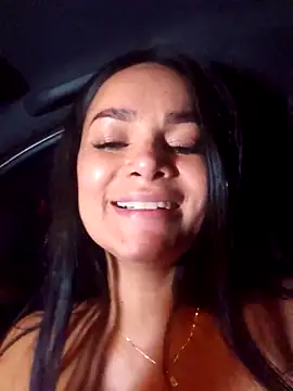 CataleyaRusso's Live XXX Chat